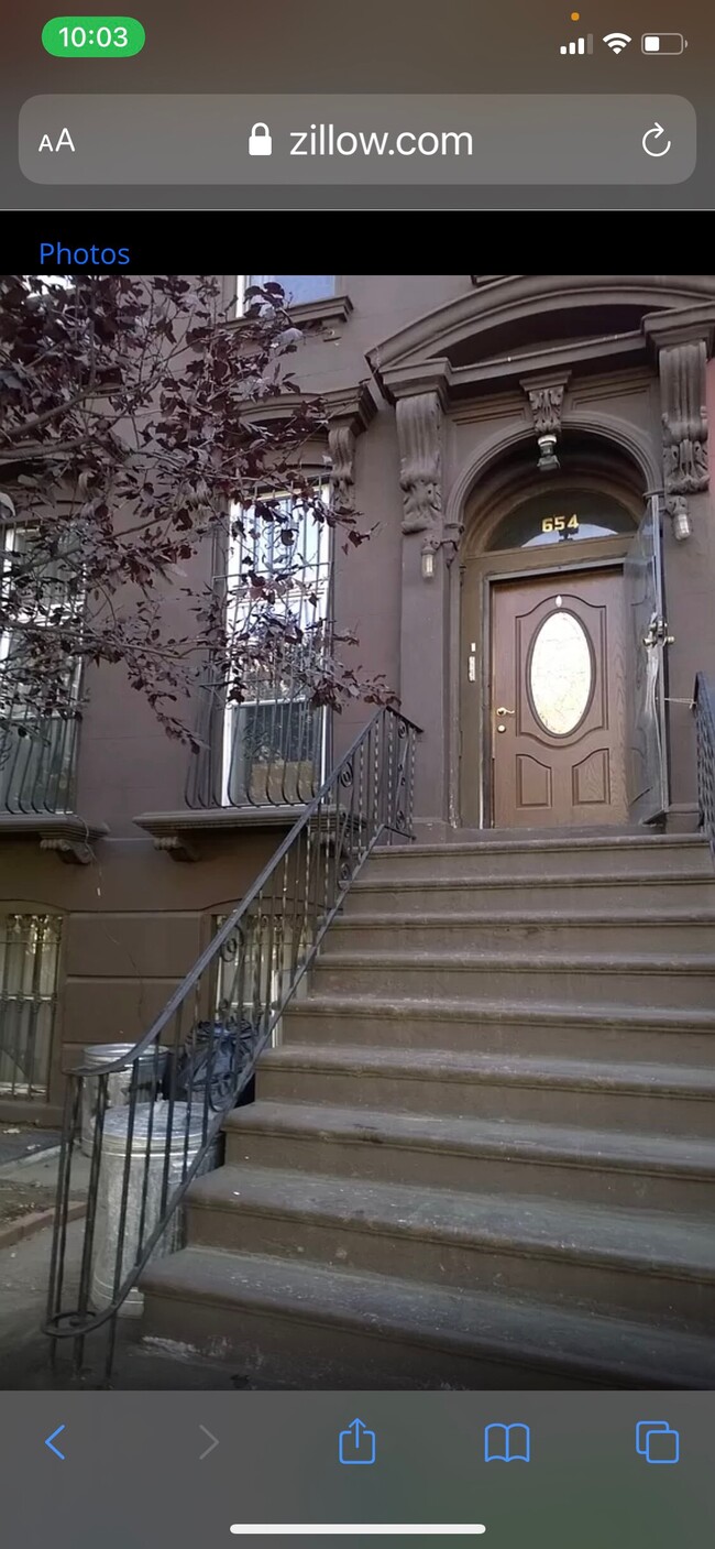 Building Photo - 654 Lafayette Ave