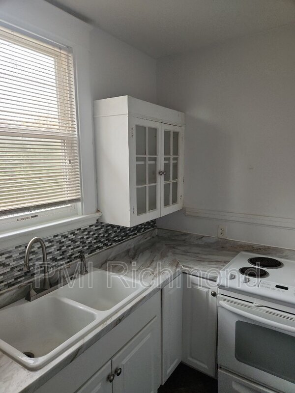 Building Photo - 1108 Fourqurean Ln