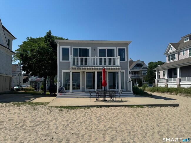 Foto del edificio - 75 Milford Point Rd