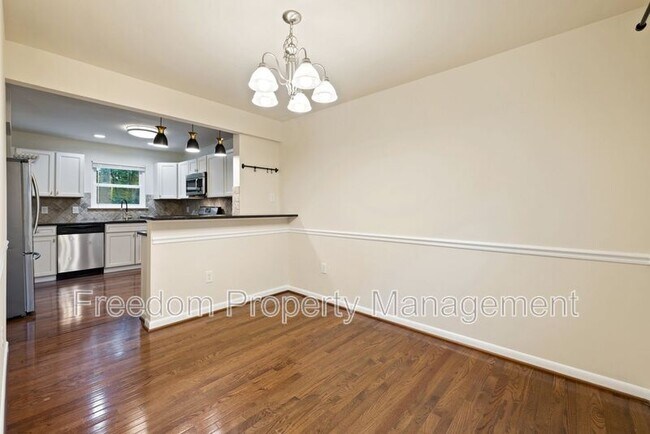 Building Photo - 5256 Sudberry Ln