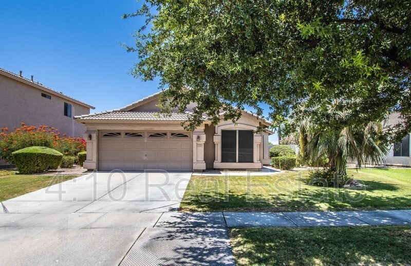 Primary Photo - 4650 S Greythorne Way