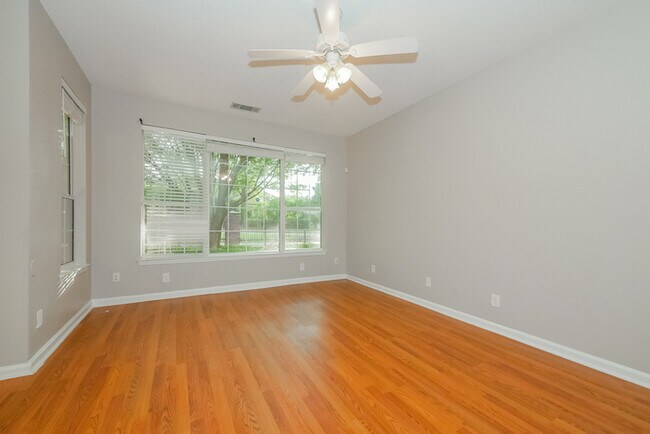 Foto del edificio - 373 Smokewood Wy