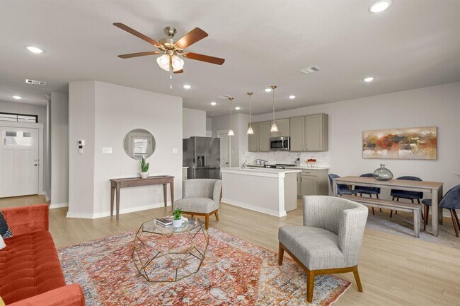 Foto del edificio - 253 Fieldwood Dr