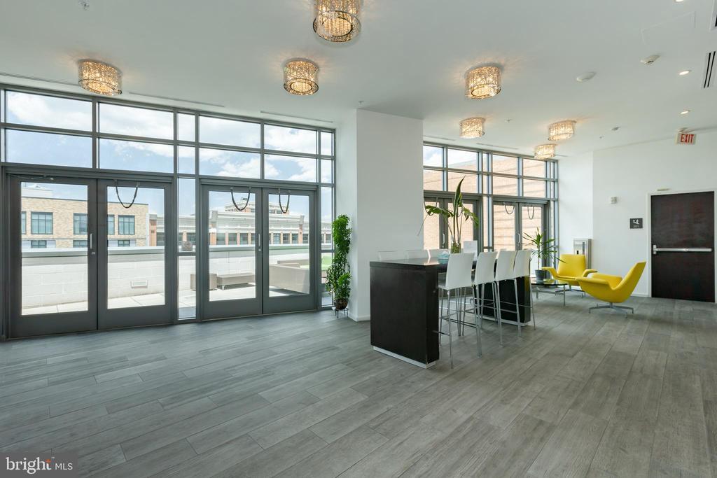 Foto principal - 460 New York Ave NW