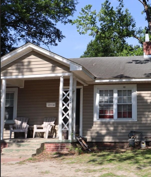 Building Photo - 304 White St