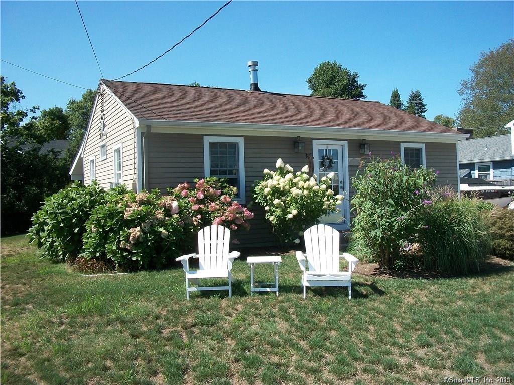 Primary Photo - 127 Great Hammock Rd