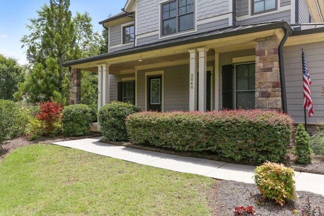 Building Photo - 2040 Birchdale Dr