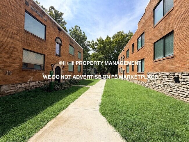 Foto del edificio - 4509 Roanoke Pkwy