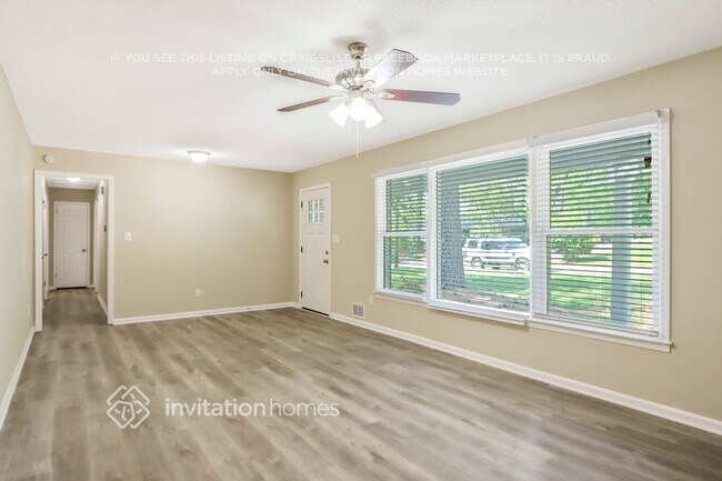 Foto del edificio - 4240 Newcomb Rd