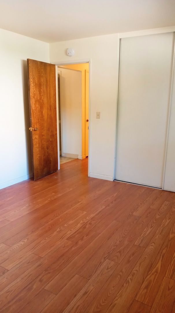 Foto del edificio - Charming 2bd Duplex With Private Yard & Garage