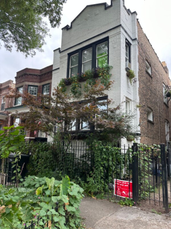 Foto del edificio - 1048 N Monticello Ave