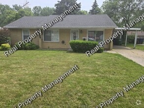 Building Photo - 1621 E 33rd Pl