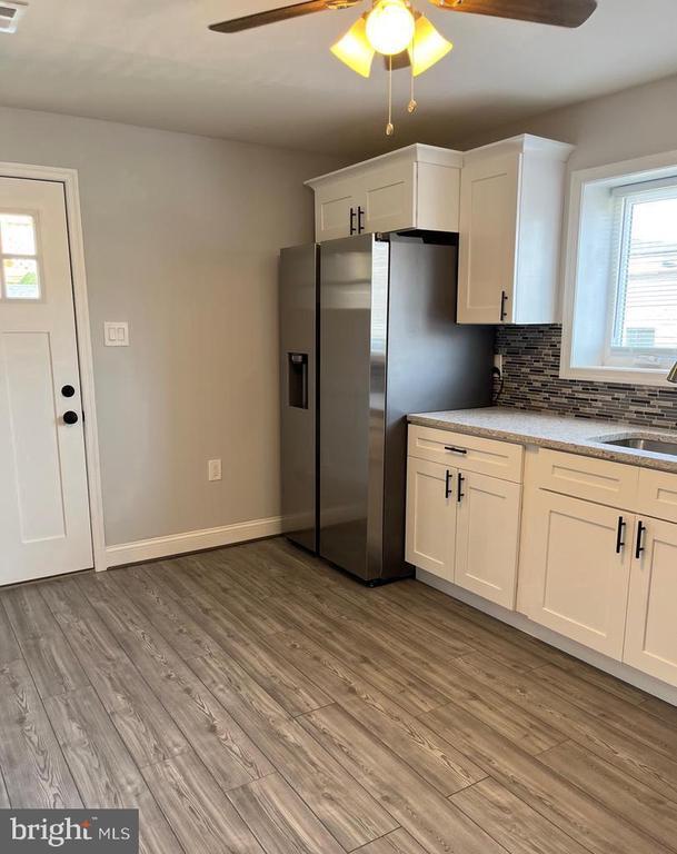 Foto del edificio - 436 Depot St