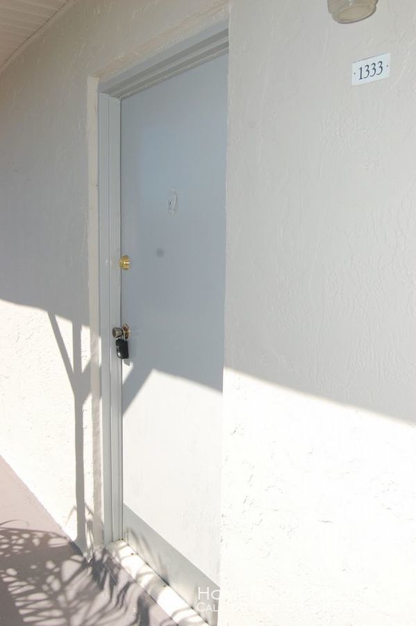 Building Photo - 1 Bedroom 1 Bath Condo in Coachman Creek