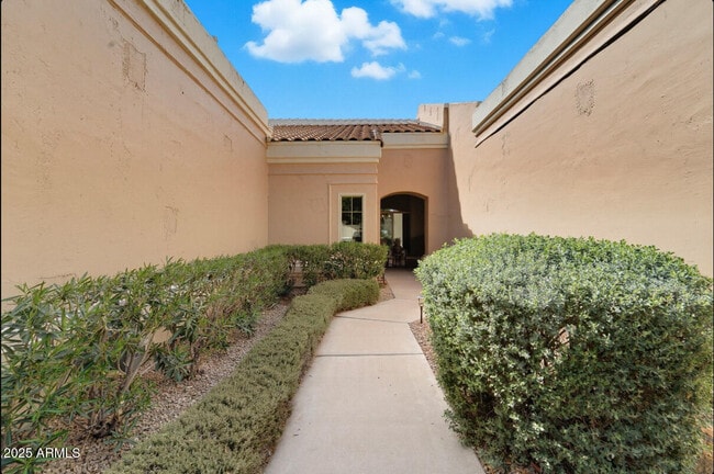 Building Photo - 19412 N 85th Dr