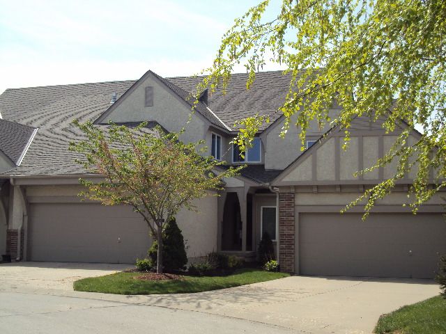 Primary Photo - 6425 W 143rd Ter