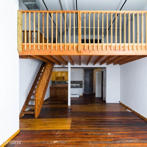Building Photo - 27 Arion Pl