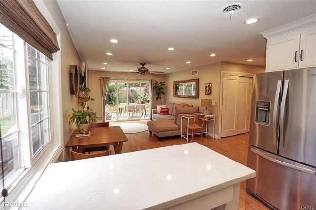 Foto del edificio - 4 br, 2 bath House - 9332 Nautilus Dr 1