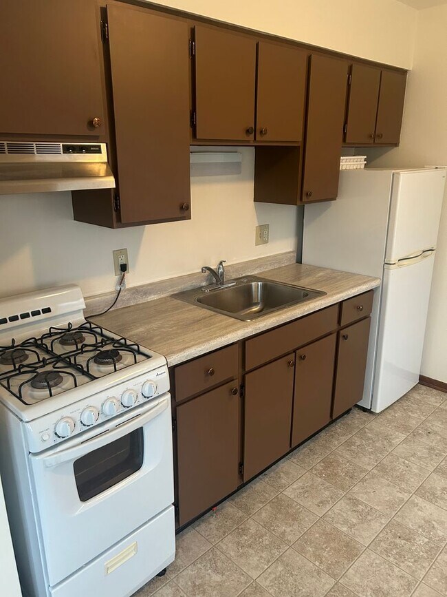 Foto del edificio - 10621 W Lincoln Ave