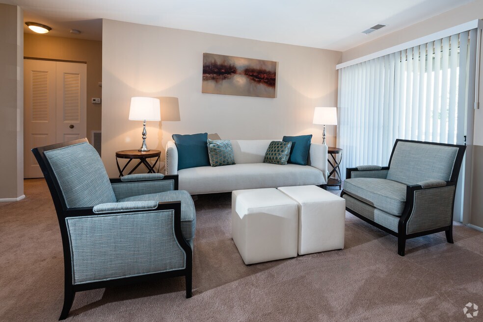 Stirling Court Apartments Rentals Mount Laurel, NJ