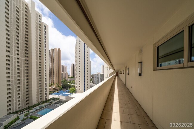 Foto del edificio - Luxury 3 Bed 2 Bath in the Allure