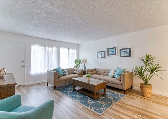 Foto del edificio - 5500 Ackerfield Ave