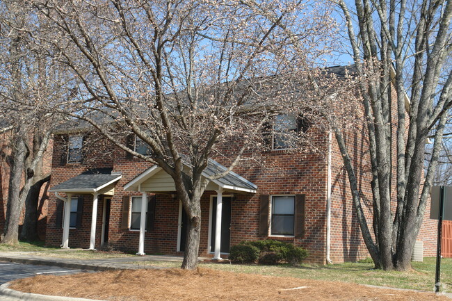 Building Photo - Carlton Place Apartments