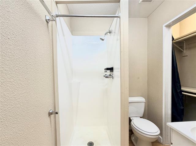 Foto del edificio - 1002 Gregg St