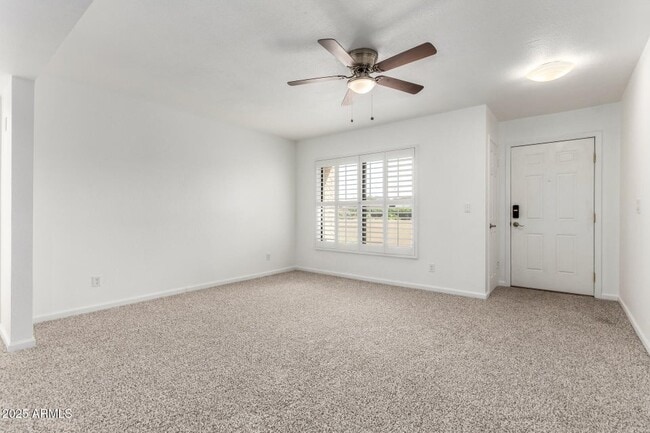 Building Photo - 714 E Morningside Dr