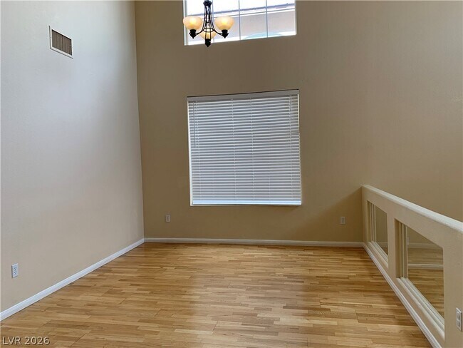 Foto del edificio - 294 Powerbilt Ave