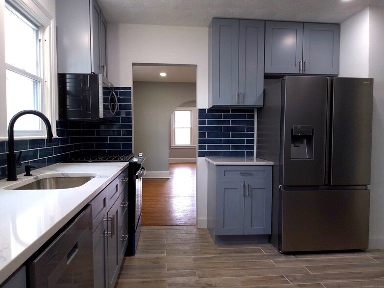 Foto principal - 92 Woodlawn St