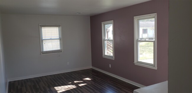 Foto del edificio - 11600 Featherstone Ct