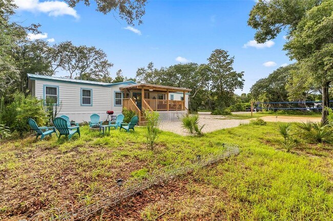 Building Photo - 16 Wildwood Ln