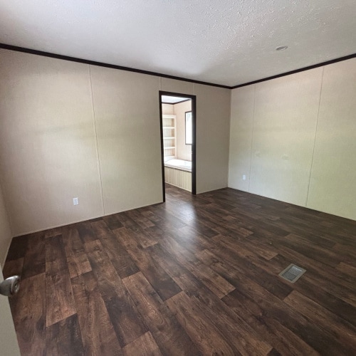 Building Photo - 102 Falcon Dr