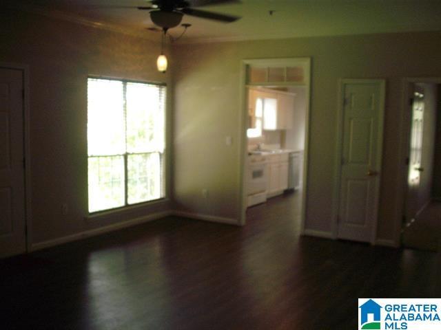 Building Photo - 528 Treymoor Lake Cir