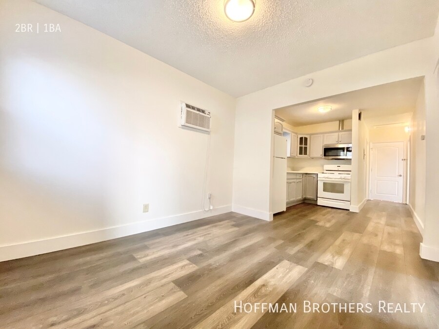 Primary Photo - 5620 Range View Ave Los Angeles, CA 90042