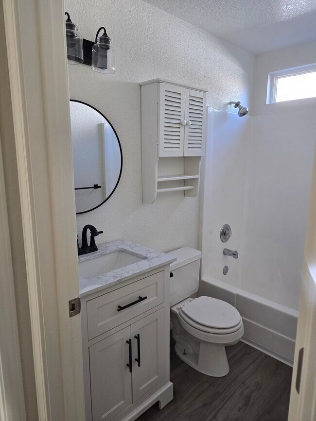 Foto del edificio - Trending Designer Decor