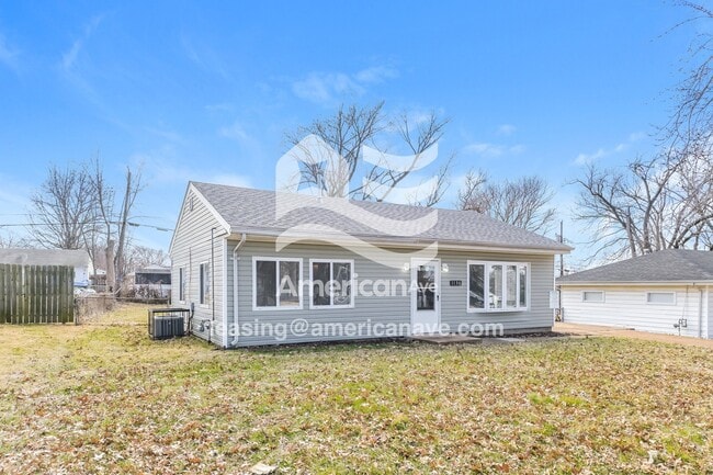 Building Photo - 1136 Northdale Ave