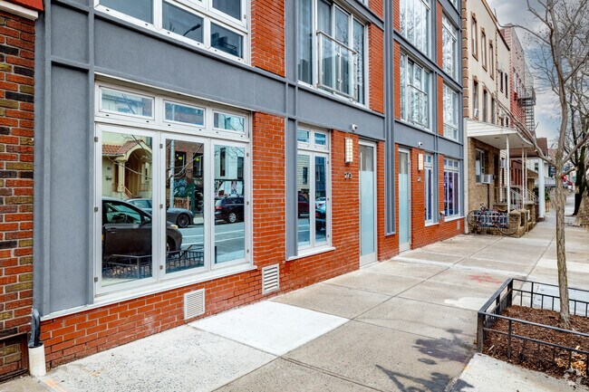 Building Photo - 273 Manhattan Ave