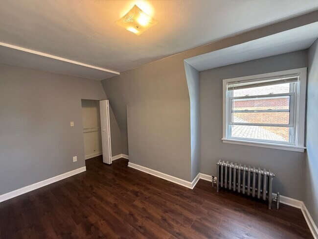 Foto del edificio - 4328 N Oak Park Ave