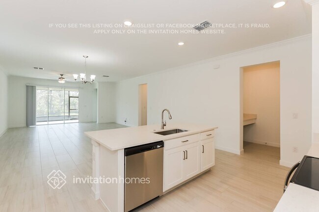 Foto del edificio - 14346 17th Ct E