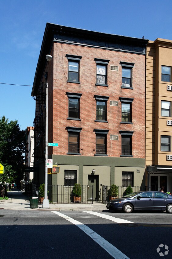 Foto principal - 406 7th Ave