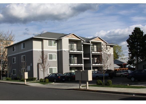 Rhine St Apartments - Rhine St Apts  RH-7865