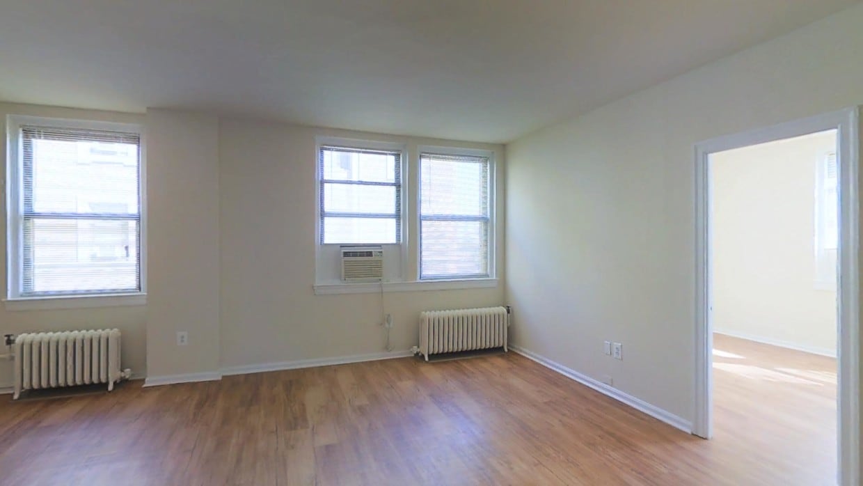 Photo - Chestnut Hall Apartments