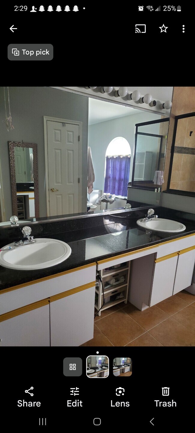 Foto del edificio - 7839 SW 63rd Ave Rd