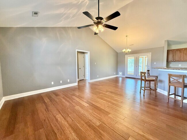 Foto del edificio - 821 Amburn Meadows Ln