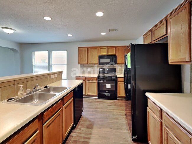 Building Photo - 15003 Nordyke Ln