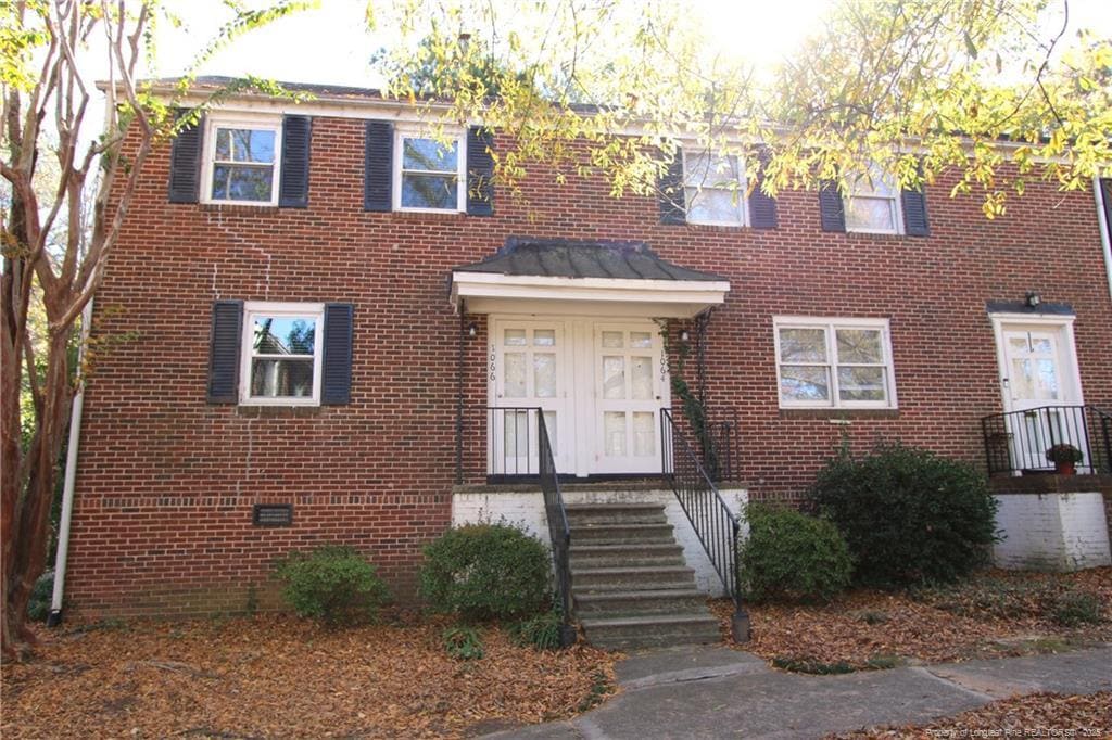 Primary Photo - 1064 Nichols Dr