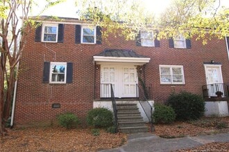 Building Photo - 1064 Nichols Dr