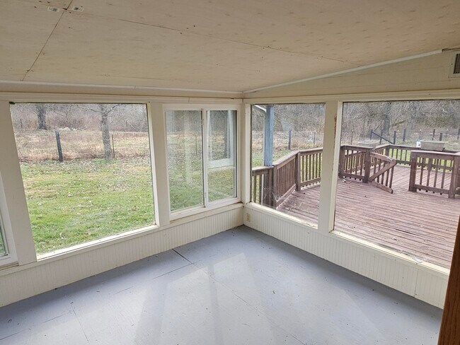 Building Photo - 3745 Frankfort-Ford Rd